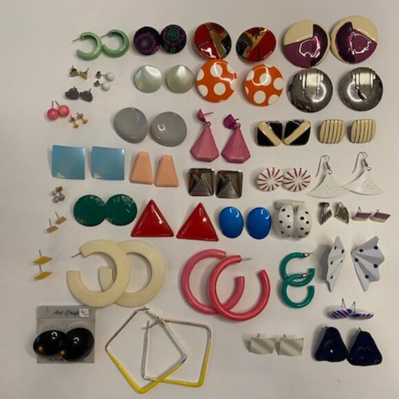 Vintage 1980/ 90's earrings lot. 39 pairs. Pierced  ears all styles. - Picture 1 of 16